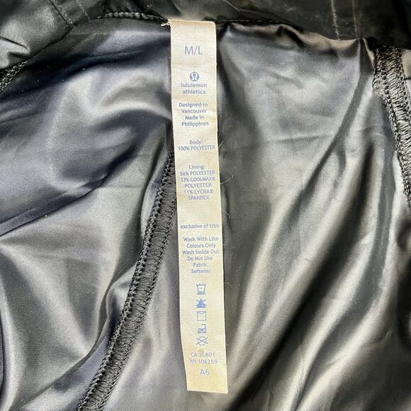 LULULEMON Wanderful Hooded Cape-let Raincoat Poncho Jacket Size M/L - Picture 9 of 9